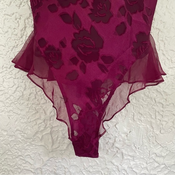 Victoria’s Secret Gold Label Floral Tulle Teddy Medium - Picture 3 of 9